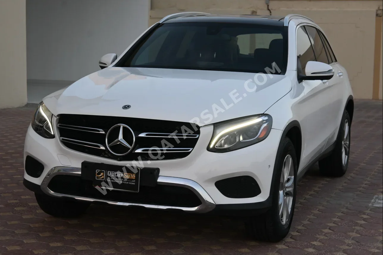  Mercedes-Benz  GLC  300  2018  Automatic  100,000 Km  6 Cylinder  All Wheel Drive (AWD)  SUV  White  With Warranty