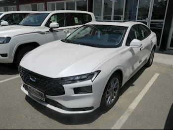 Ford  Taurus  Limited  2024  Automatic  0 Km  4 Cylinder  Four Wheel Drive (4WD)  Sedan  White  With Warranty