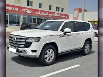 Toyota  Land Cruiser  GXR Twin Turbo  2022  Automatic  45,000 Km  6 Cylinder  Four Wheel Drive (4WD)  SUV  White  With Warranty