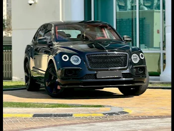 Bentley  Bentayga  2018  Automatic  145,000 Km  12 Cylinder  Four Wheel Drive (4WD)  SUV  Black