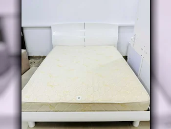 Beds Queen  White