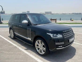  Land Rover  Range Rover  Vogue SE Super charged  2014  Automatic  219,000 Km  8 Cylinder  Four Wheel Drive (4WD)  SUV  Black  With Warranty