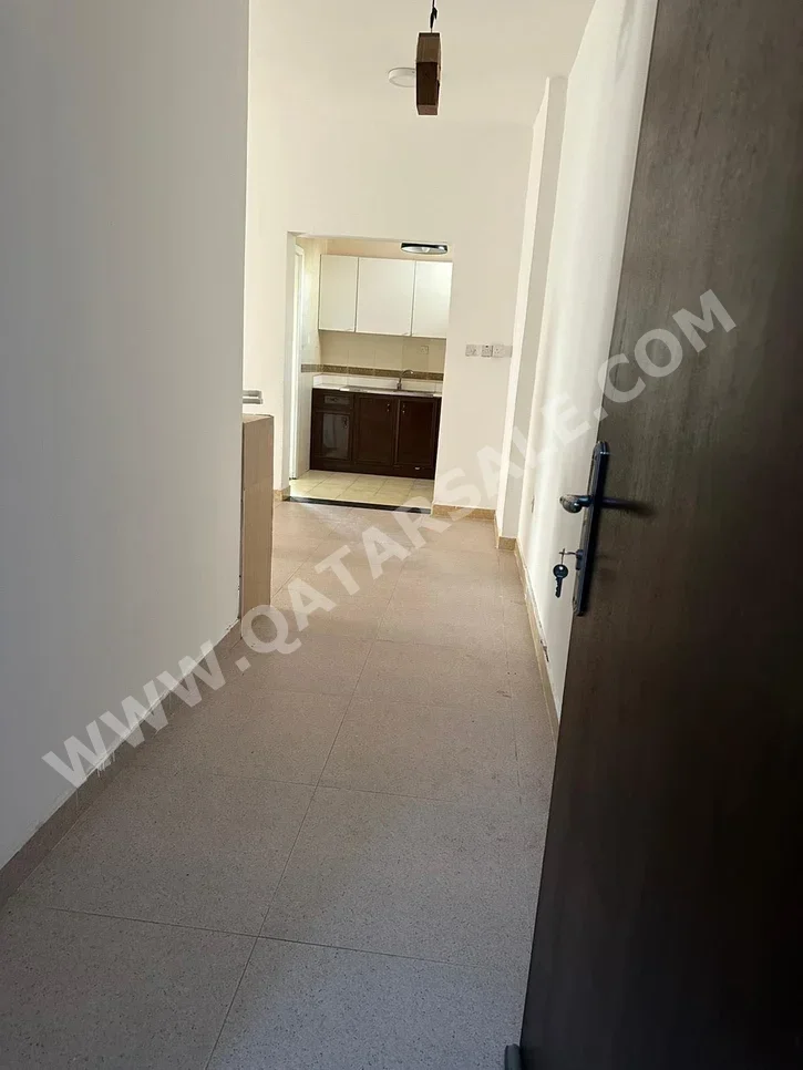 1 Bedrooms  Apartment  For Rent  in Doha -  Nuaija  Not Furnished