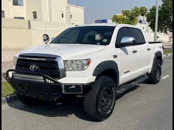 Toyota  Tundra  TRD  2011  Automatic  200,000 Km  8 Cylinder  Four Wheel Drive (4WD)  Pick Up  White
