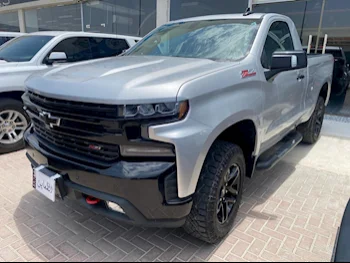 Chevrolet  Silverado  Trail Boss  2020  Automatic  69,000 Km  8 Cylinder  Four Wheel Drive (4WD)  Pick Up  Silver