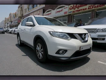Nissan  X-Trail  2015  Automatic  218,000 Km  4 Cylinder  Four Wheel Drive (4WD)  SUV  White