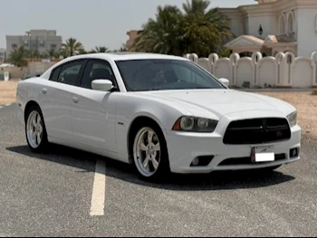 Dodge  Charger  RT  2013  Automatic  287,000 Km  8 Cylinder  Rear Wheel Drive (RWD)  Sedan  White