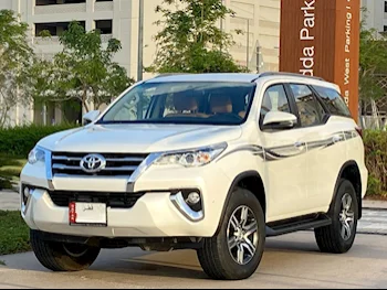 Toyota  Fortuner  SR5  2020  Automatic  157,000 Km  4 Cylinder  Four Wheel Drive (4WD)  SUV  White
