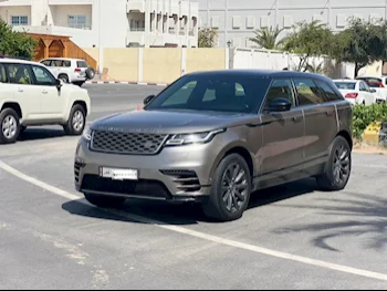Land Rover  Range Rover  Velar  2018  Automatic  30,000 Km  4 Cylinder  Four Wheel Drive (4WD)  SUV  Gray
