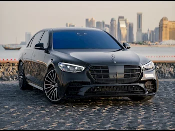 Mercedes-Benz  S-Class  580  2023  Automatic  1,500 Km  8 Cylinder  Rear Wheel Drive (RWD)  Sedan  Black  With Warranty