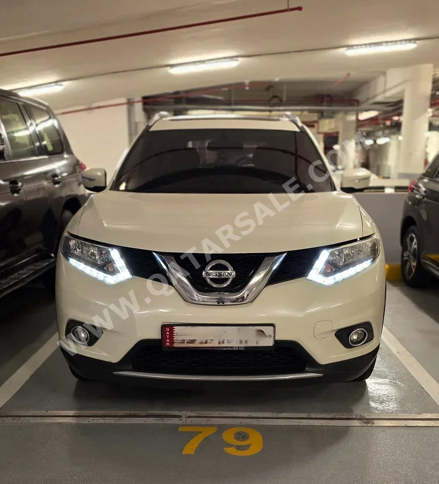 Nissan  X-Trail  SV  2015  Automatic  121,800 Km  4 Cylinder  Four Wheel Drive (4WD)  SUV  White
