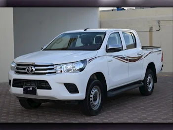 Toyota  Hilux  2019  Automatic  125,000 Km  4 Cylinder  Four Wheel Drive (4WD)  Pick Up  White