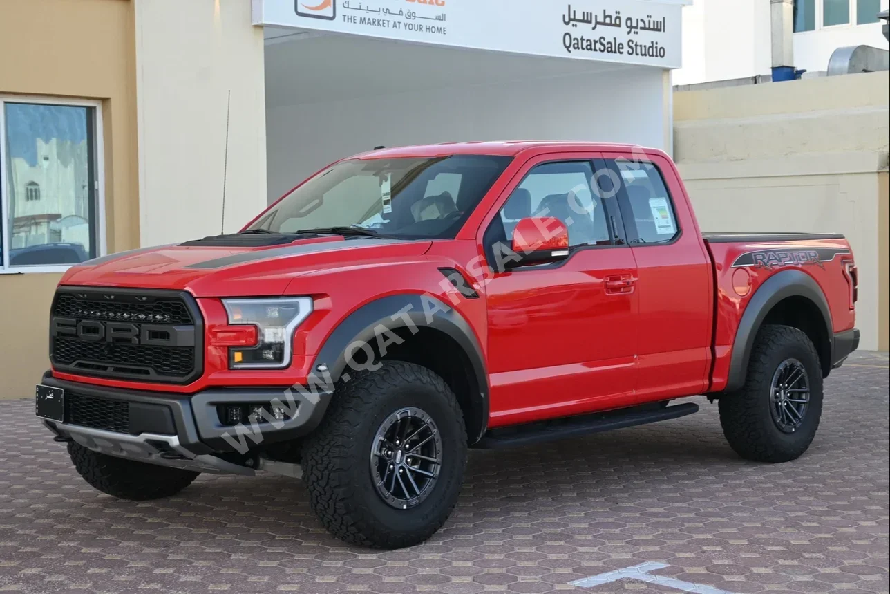Ford  Raptor  2018  Automatic  45,000 Km  8 Cylinder  Four Wheel Drive (4WD)  SUV  Red  With Warranty
