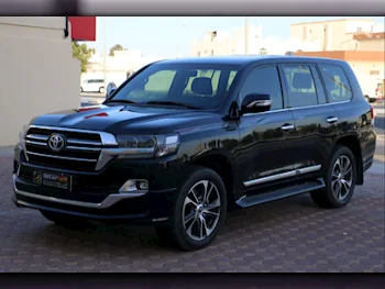 Toyota  Land Cruiser  GXR- Grand Touring  2020  Automatic  123,000 Km  8 Cylinder  Four Wheel Drive (4WD)  SUV  Black
