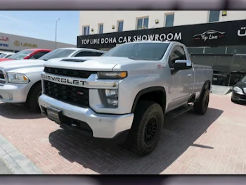 Chevrolet  Silverado  2500 HD  2021  Automatic  82,000 Km  8 Cylinder  Four Wheel Drive (4WD)  Pick Up  Silver