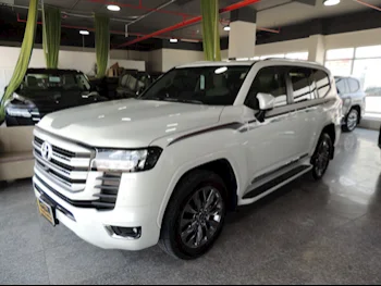 Toyota  Land Cruiser  GXR Twin Turbo  2023  Automatic  13,000 Km  6 Cylinder  Four Wheel Drive (4WD)  SUV  White  With Warranty