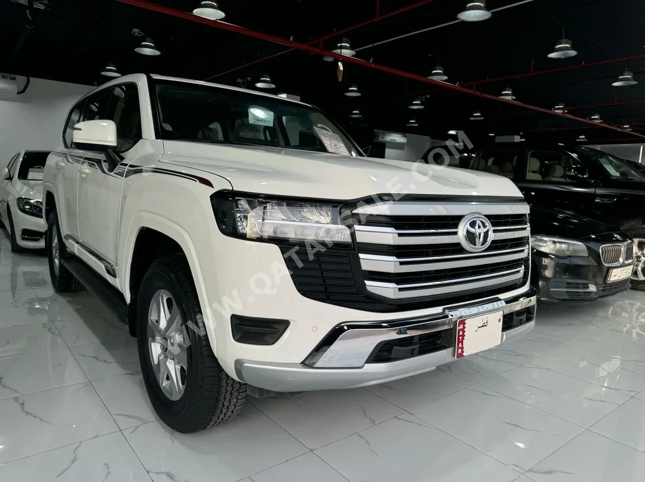 Toyota  Land Cruiser  GXR  2024  Automatic  5,500 Km  6 Cylinder  Four Wheel Drive (4WD)  SUV  White  With Warranty