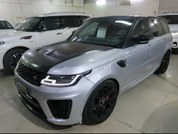 Land Rover  Range Rover  Sport Super charged  2016  Automatic  77,000 Km  8 Cylinder  Four Wheel Drive (4WD)  SUV  Silver