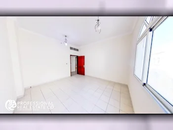 2 غرف نوم  شقة  للايجار  في الدوحة -  فريج بن محمود  غير مفروشة