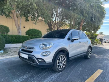 Fiat  500  X  2016  Automatic  84,000 Km  4 Cylinder  Front Wheel Drive (FWD)  Hatchback  Silver