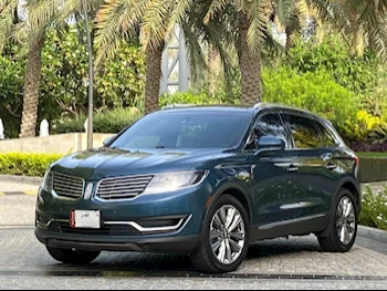 Lincoln  MKX  RESERVE  2016  Automatic  64,000 Km  6 Cylinder  Front Wheel Drive (FWD)  SUV  Blue