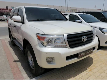 Toyota  Land Cruiser  G  2010  Automatic  441,000 Km  6 Cylinder  Four Wheel Drive (4WD)  SUV  White