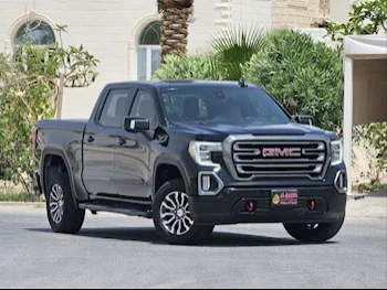 GMC  Sierra  AT4  2020  Automatic  120,000 Km  8 Cylinder  Four Wheel Drive (4WD)  Pick Up  Black