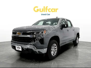 Chevrolet  Silverado  LT  2024  Automatic  0 Km  8 Cylinder  Four Wheel Drive (4WD)  Pick Up  Silver  With Warranty