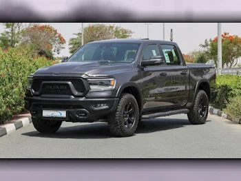 Dodge  Ram  Rebel  2024  Automatic  0 Km  8 Cylinder  Four Wheel Drive (4WD)  Pick Up  Gray  With Warranty