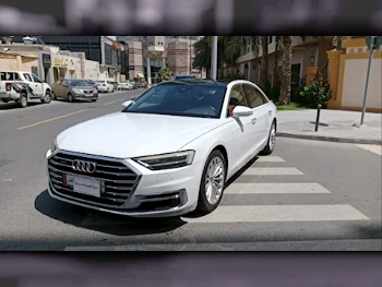 Audi  A8  L  2021  Automatic  31,000 Km  6 Cylinder  All Wheel Drive (AWD)  Sedan  White