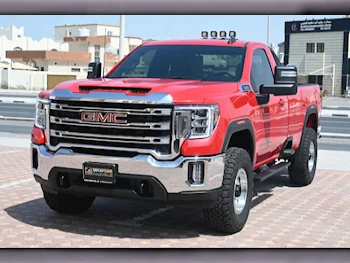 GMC  Sierra  2500 HD  2021  Automatic  18,000 Km  8 Cylinder  Four Wheel Drive (4WD)  Pick Up  Red  With Warranty