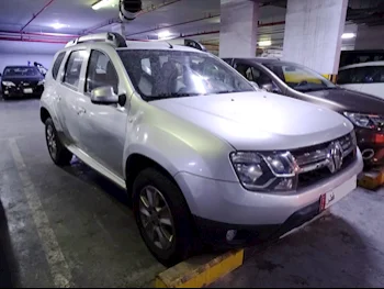Renault  Duster  2016  Automatic  102,000 Km  4 Cylinder  Front Wheel Drive (FWD)  SUV  Silver