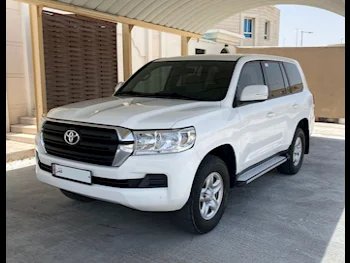 Toyota  Land Cruiser  GX  2021  Automatic  97,000 Km  6 Cylinder  Four Wheel Drive (4WD)  SUV  White  With Warranty