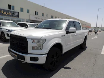 Ford  F  150  2017  Automatic  121,000 Km  8 Cylinder  Four Wheel Drive (4WD)  Pick Up  White