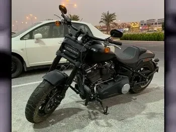 Harley Davidson  Fat Bob -  2019 - Color Black -  11000 Km
