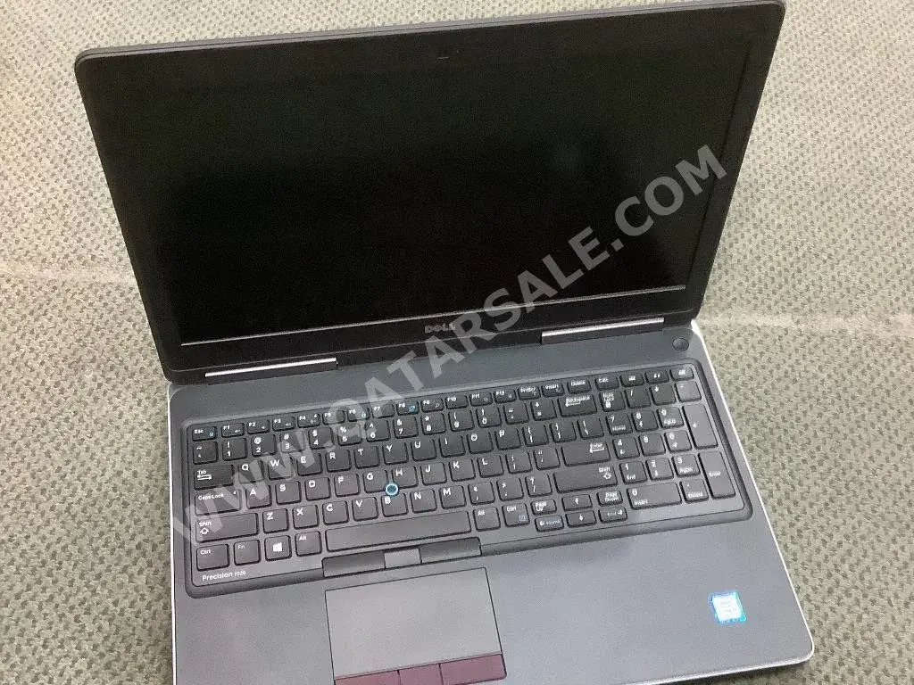 Laptops Dell  - Inspiron  - Black  - Windows 10  - Intel  - Core i7  -Memory (Ram): 16 GB