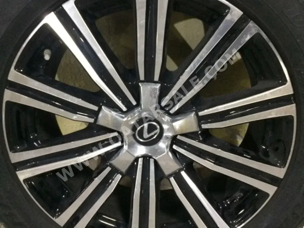 Wheel Rims Lexus  Aluminium /  22''  Silver  2018  4  6  2016 2021
