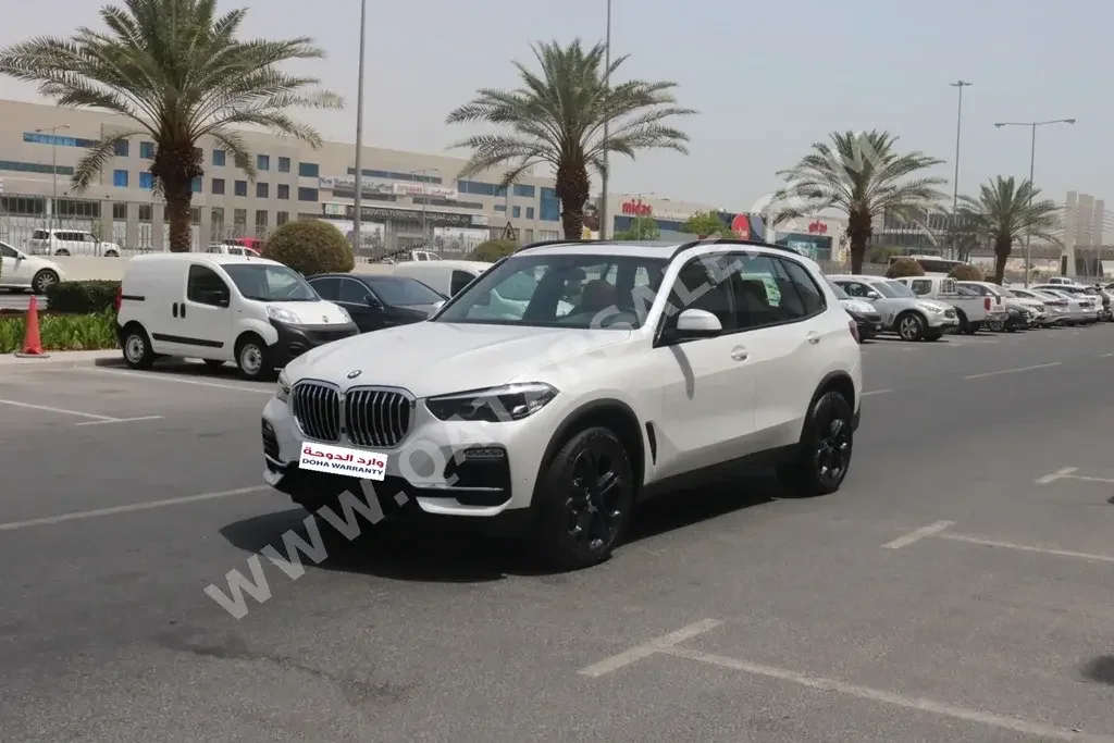 BMW  X-Series  X5  2022  Automatic  0 Km  6 Cylinder  Four Wheel Drive (4WD)  SUV  White  With Warranty