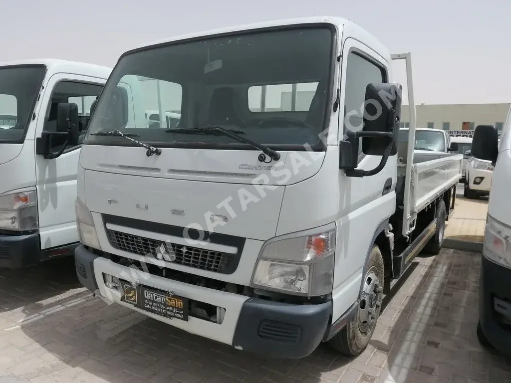 Mitsubishi  Fuso Canter  2018  Manual  148,000 Km  4 Cylinder  Rear Wheel Drive (RWD)  Pick Up  White  With Warranty