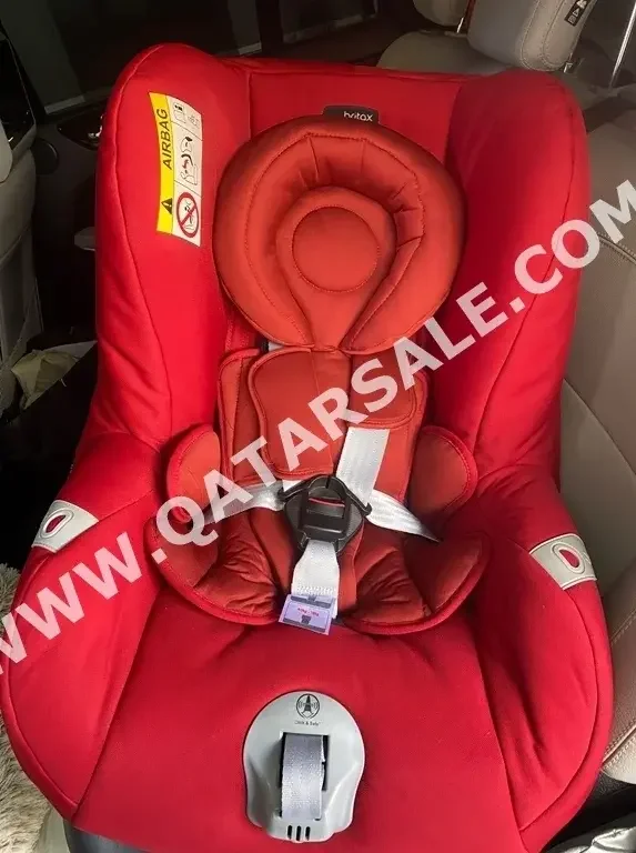 مقاعد السيارة للأطفال - مقعد سيارة للرضّع والأطفال الصغار  - بريتاكس  - أحمر