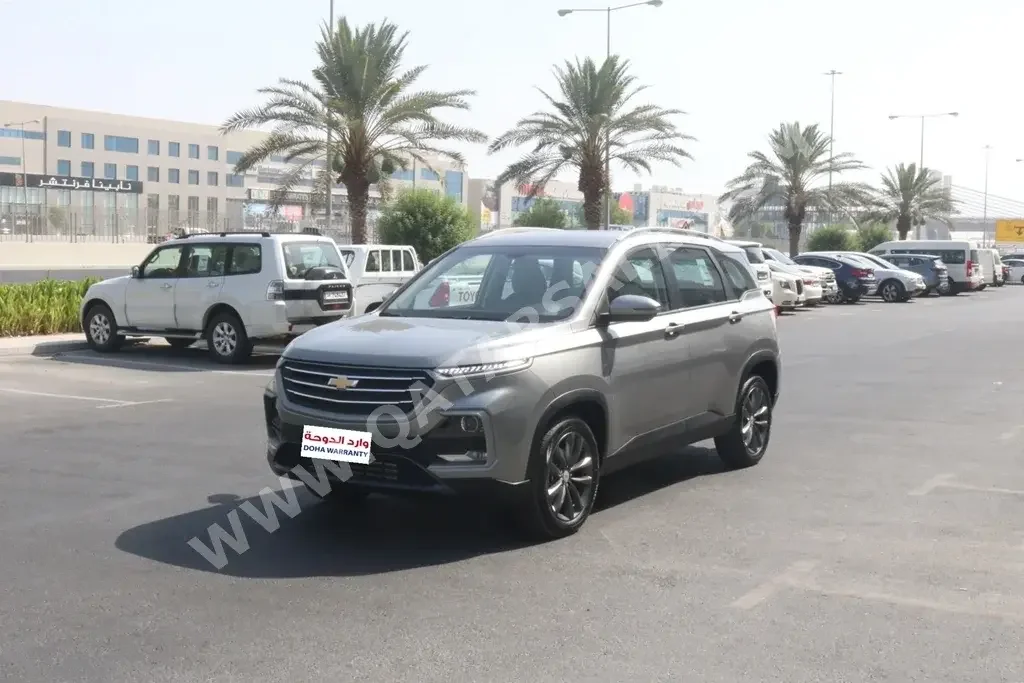 Chevrolet  Captiva  LS  2023  Automatic  0 Km  4 Cylinder  Front Wheel Drive (FWD)  SUV  Gray  With Warranty