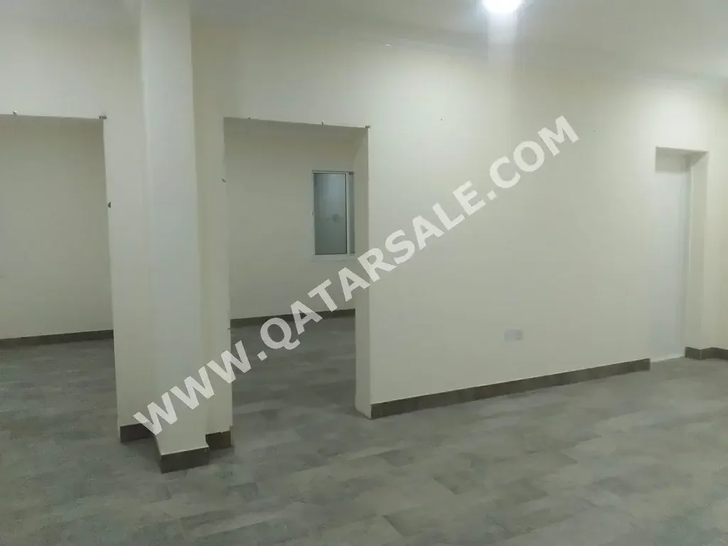Commercial Offices - Not Furnished  - Al Rayyan  - Muaither