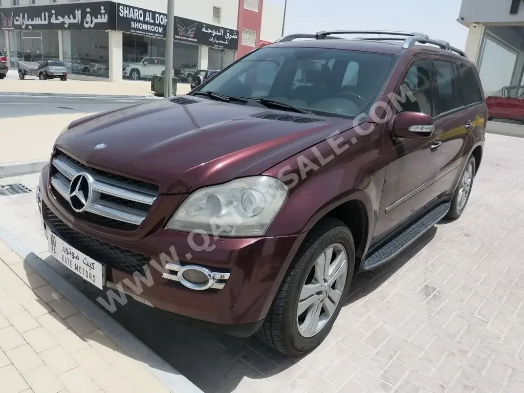 Mercedes-Benz  GL  450  2007  Automatic  186,000 Km  6 Cylinder  Four Wheel Drive (4WD)  SUV  Maroon  With Warranty