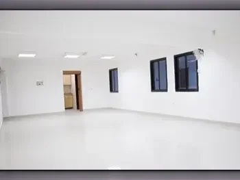 Commercial Offices - Not Furnished  - Doha  - Al Maamoura