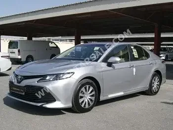Toyota  Camry  LE  2022  Automatic  0 Km  4 Cylinder  Front Wheel Drive (FWD)  Sedan  Silver  With Warranty