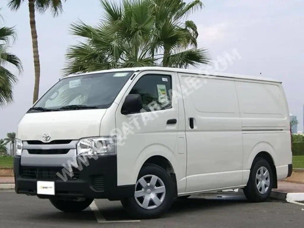 Toyota  Hiace  2022  Manual  0 Km  4 Cylinder  Front Wheel Drive (FWD)  Van / Bus  White  With Warranty