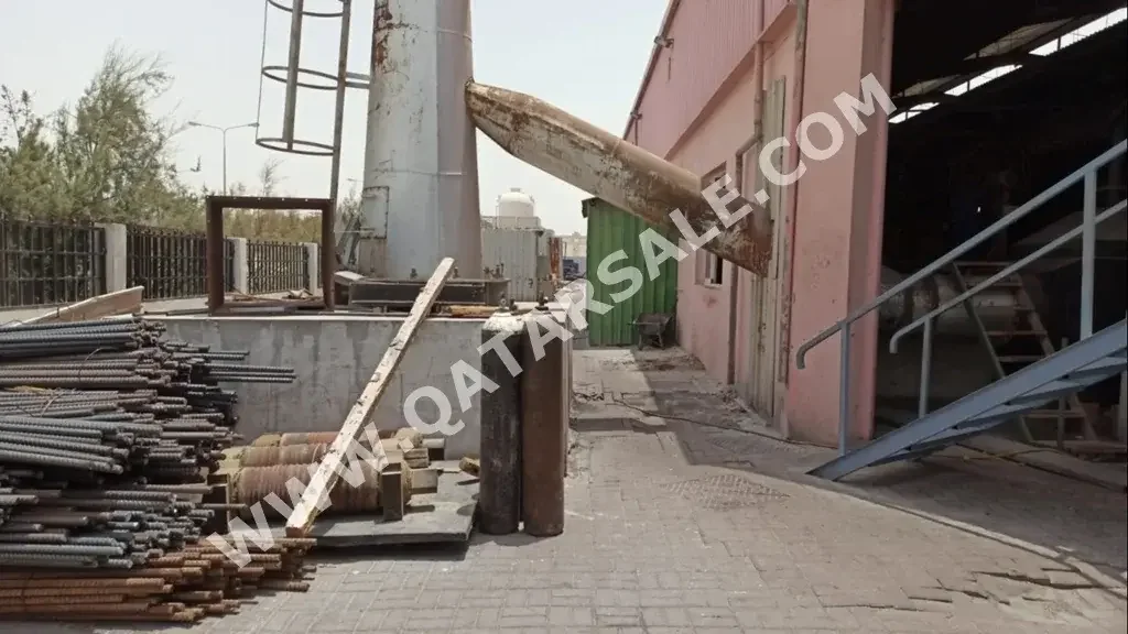 مخازن و مستودعات - الدوحة  - المنطقة الصناعية  -المساحة: 3000 متر مربع