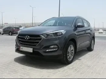 Hyundai  Tucson  2016  Automatic  76,000 Km  4 Cylinder  Front Wheel Drive (FWD)  SUV  Gray  With Warranty