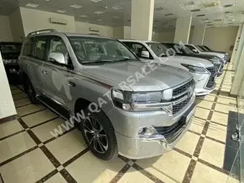 Toyota  Land Cruiser  GXR- Grand Touring  2021  Automatic  0 Km  6 Cylinder  Four Wheel Drive (4WD)  SUV  Silver  With Warranty