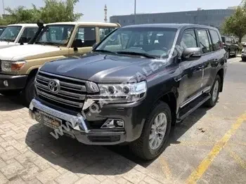 Toyota  Land Cruiser  GXR  2021  Automatic  0 Km  6 Cylinder  Four Wheel Drive (4WD)  SUV  Gray  With Warranty